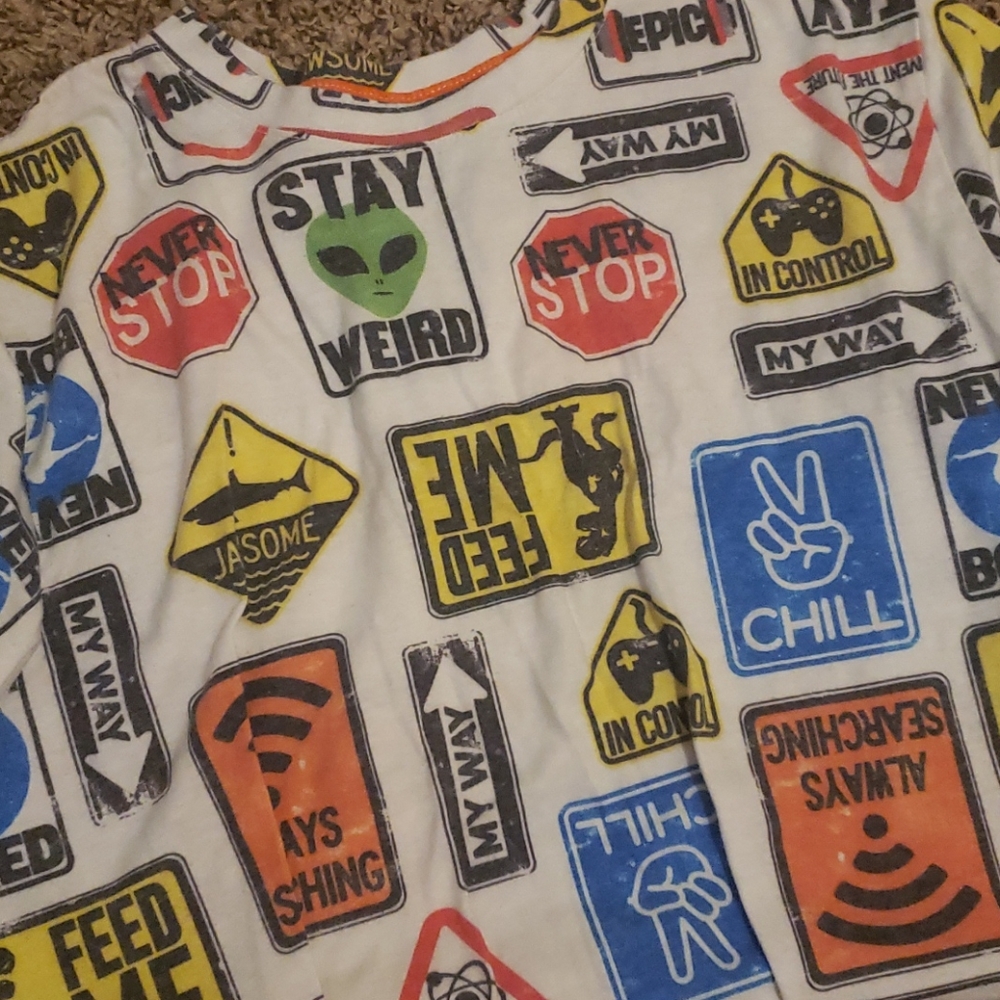 Boys size 18 Wonder Nation graphic tees
